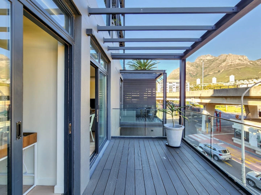 2 Bedroom Property for Sale in Gardens Western Cape